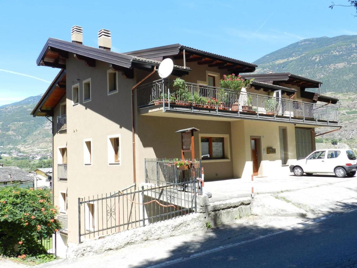 Gio Appartamenti Vacanze Aymavilles Luaran gambar