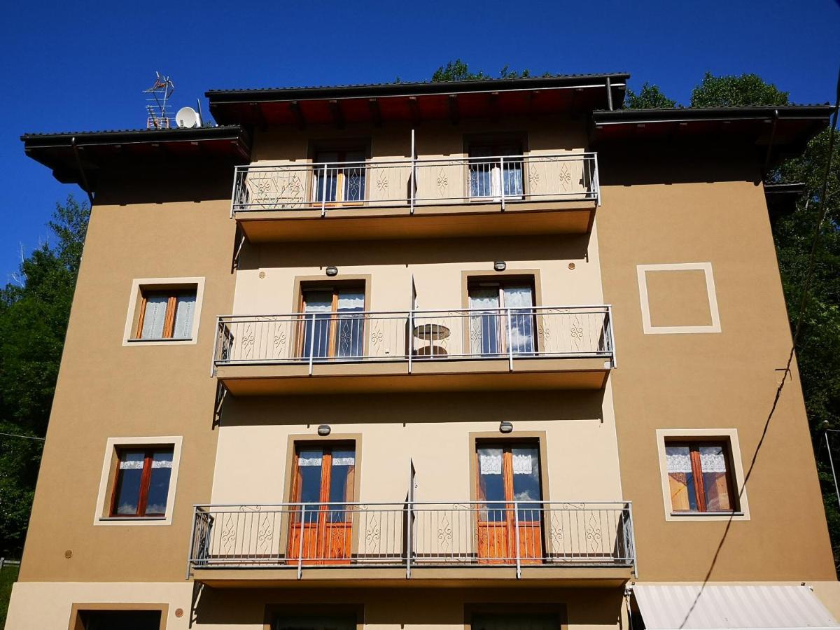 Gio Appartamenti Vacanze Aymavilles Luaran gambar
